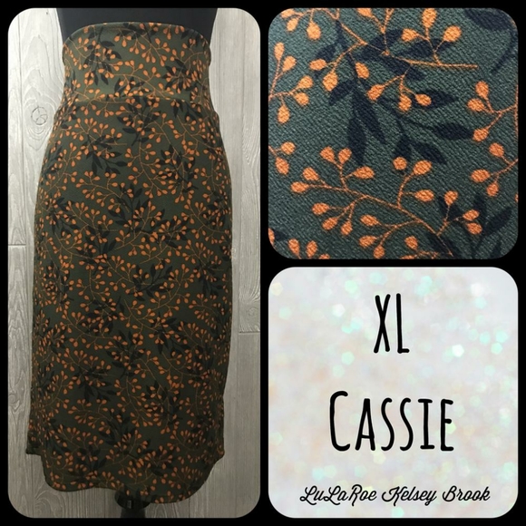 Lularoe XL Cassie - Picture 1 of 1